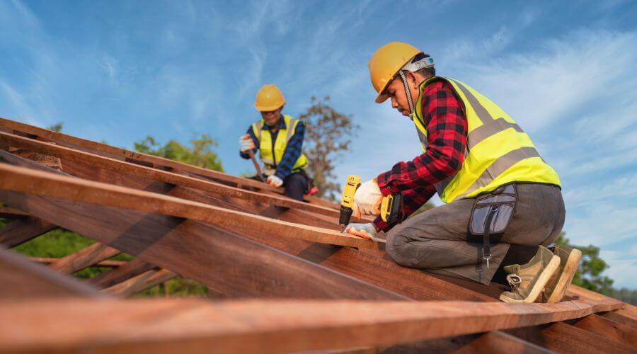 Professional Flat Roofing Installation services in Osceola, IA